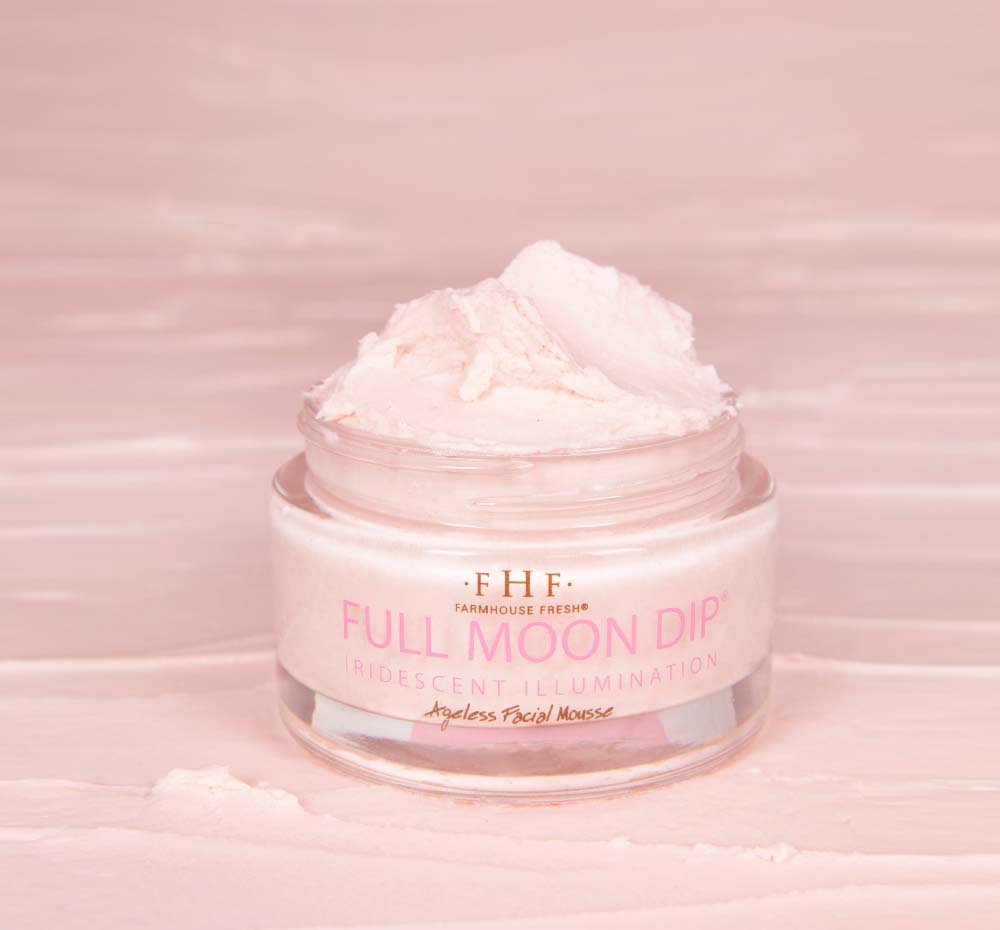 A jar of FarmHouse Fresh Full Moon Dip Face Mousse with Retinol and Wrinkle-Targeting Peptides that delivers soft, moisturized and glowing skin.