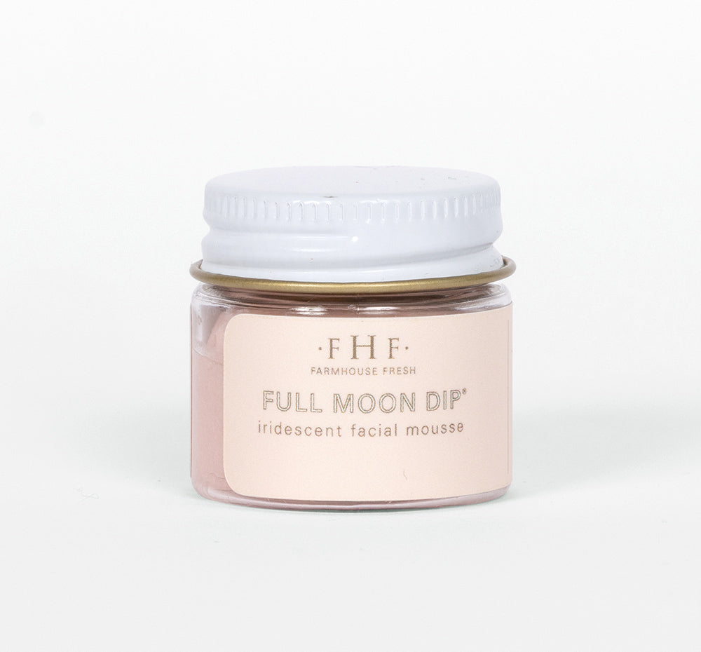 Sample of FarmHouse Fresh Full Moon Dip illuminating g face mousse.