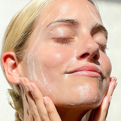 Cancel Out Redness