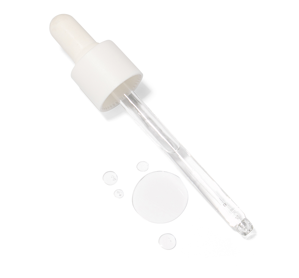 A pipette with drops of FarmHouse Fresh Hyaluronic Booster that fights dryness and makes skin softer.